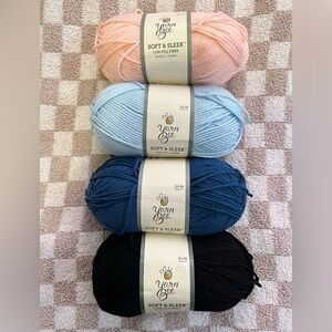 Yarn Bee Bundle of 4 Low-Pill Fiber